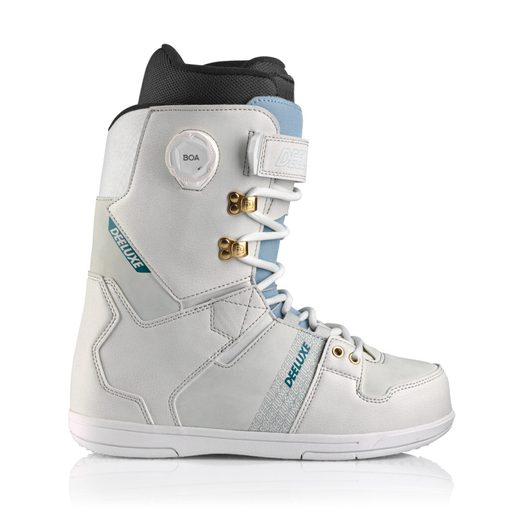Deeluxe DNA snowboard boot in Aquatic Blue with BOA® and traditional lacing